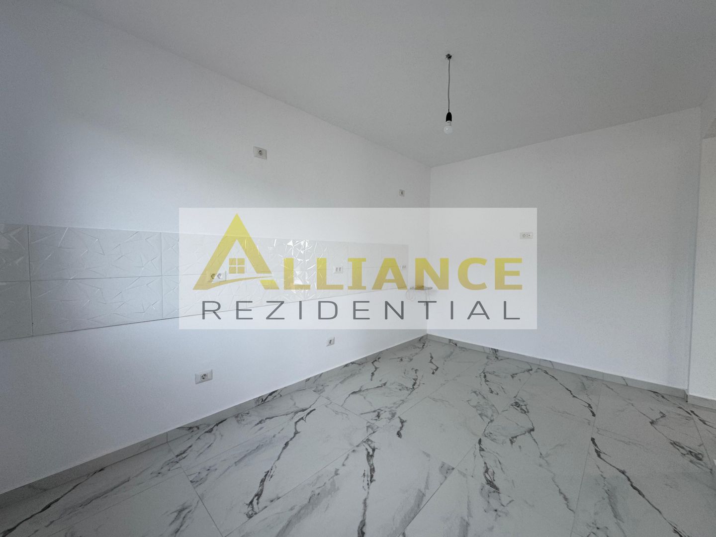 Casa Individuala - 4 camere - 2 bai - 320mp teren - Poză 20
