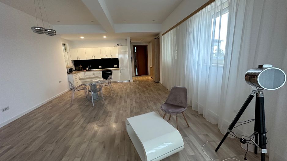 Luxury Penthouse - Poză 3