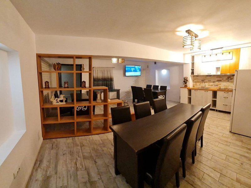 Vila P+1E,  7 camere, curte amenajata   - zona Mall, George Cosbuc - Poză 17