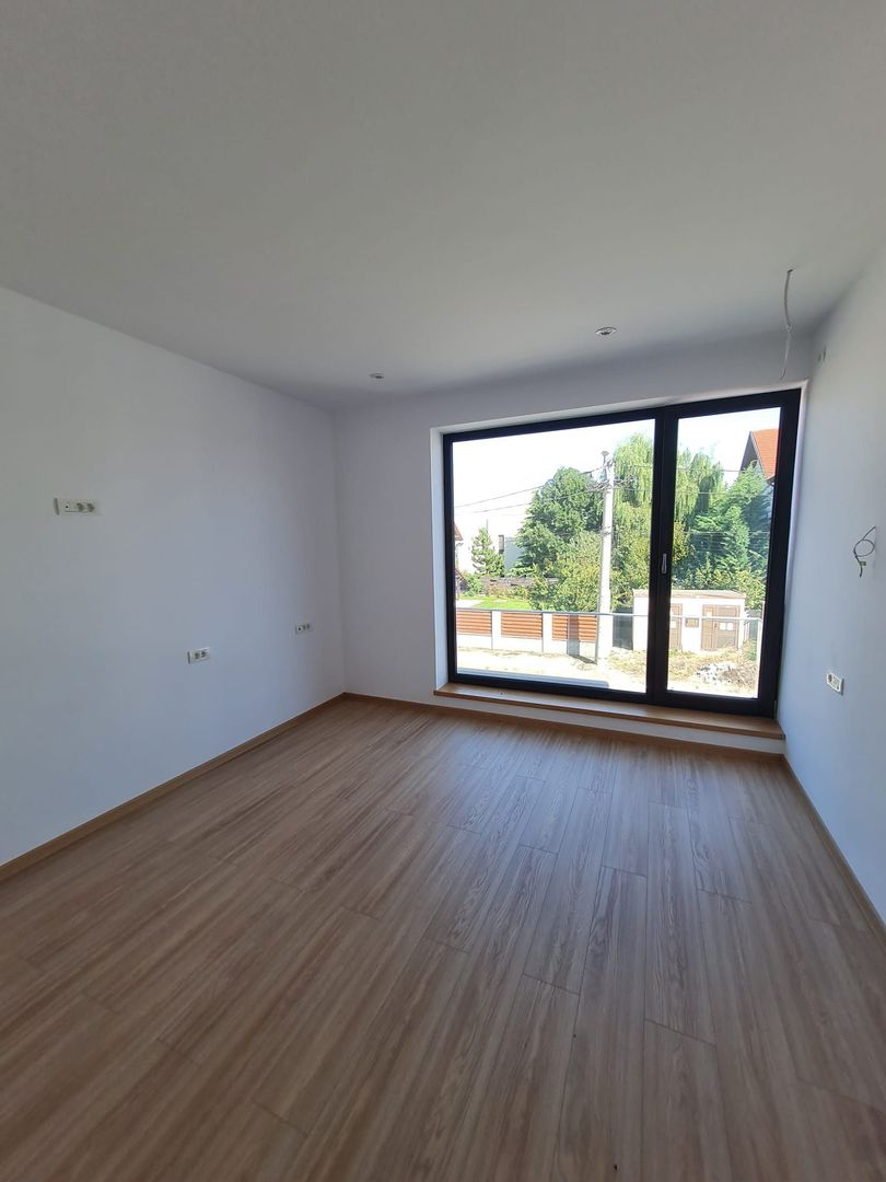 Minimalist în Timișoara - Poză 36