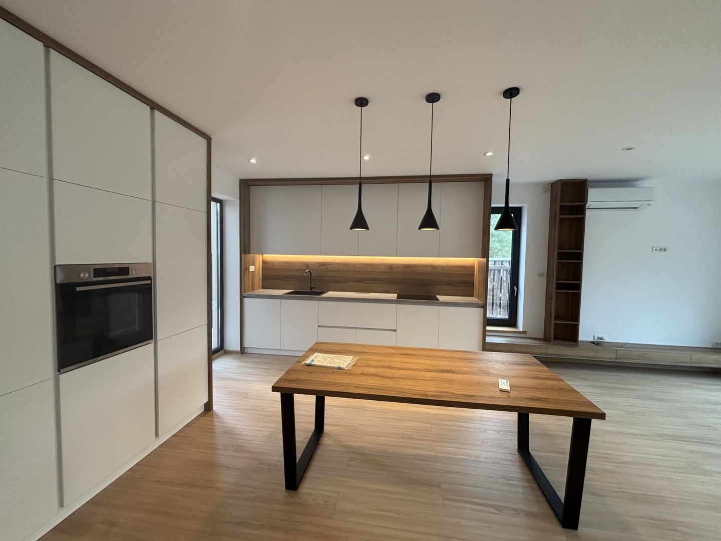 Minimalist în Timișoara - Poză 31