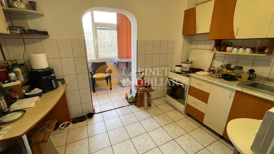 Nicolina 2 Clopotari - 3 camere decomandat - ETAJ 2/4 - 76mp - CT - Poză 2