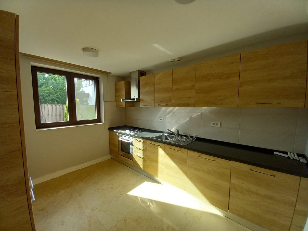 Vila de inchiriat Complex Oxford | Garaj - Poză 4