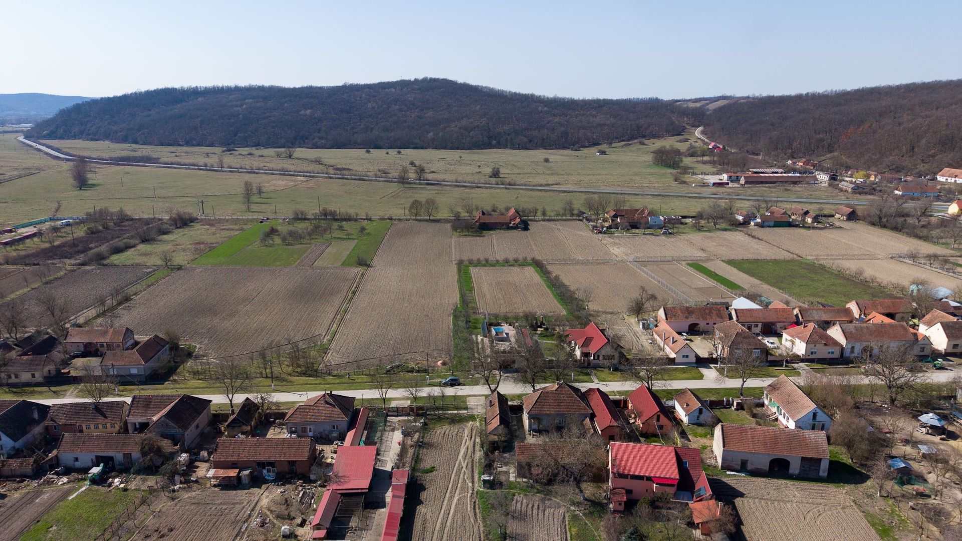 Loc de casă în Odvoș - Conop 3000mp - Poză 16