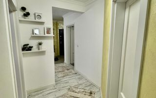 Etaj 1 Apartament cu 3 Camere, Decomandat, Pacurari - Poză 14