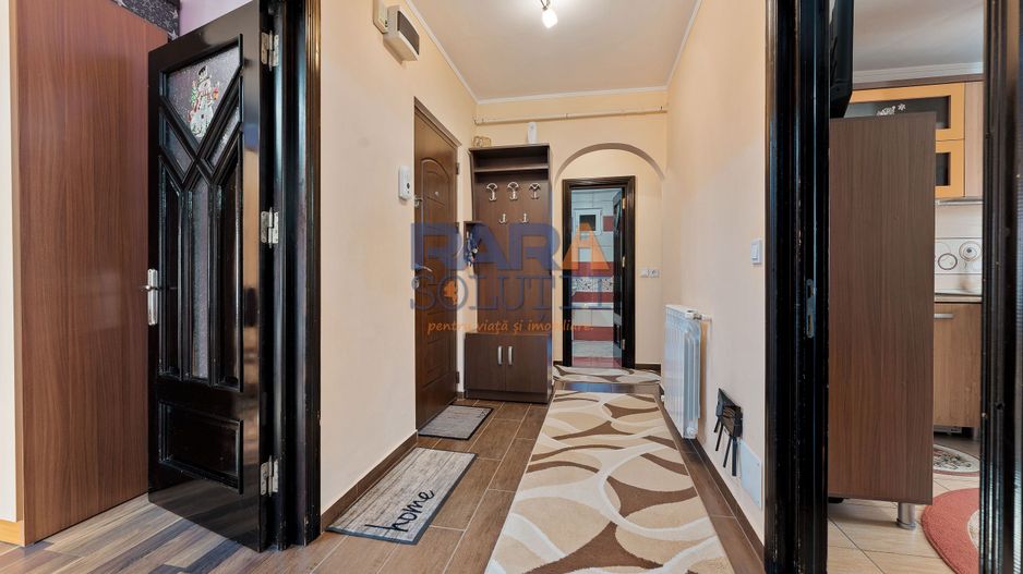 Apartament 3 camere mari, 75 mp, etaj 1, zona Favorit - Poză 2