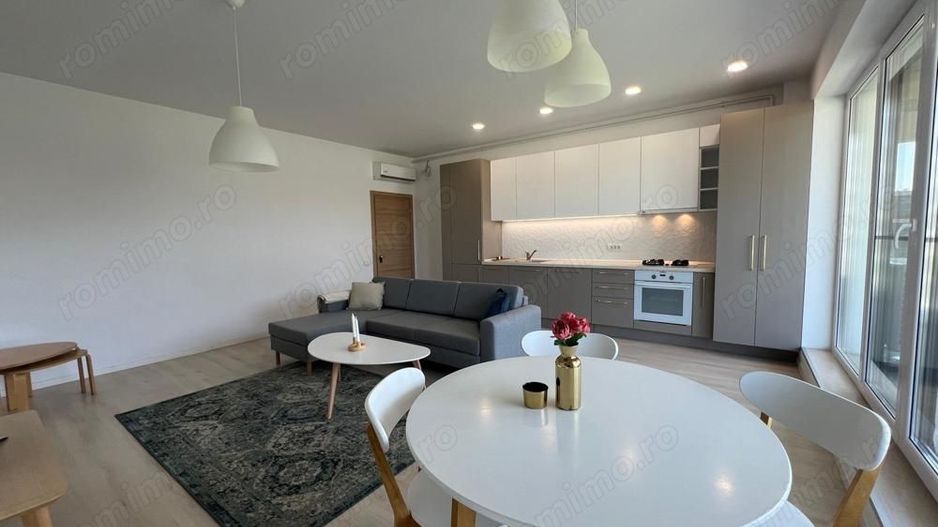 Inchiriere apartament 3 camere 119 mp, complex Laguna Residence - Poză 2