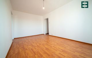 Apartament cu 3 camere etajul 4 - Cartierul A. Vlaicu - Arad - Poză 5
