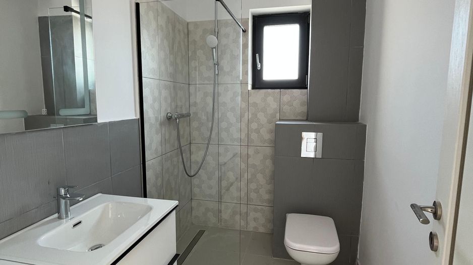 Vila spatioasa langa padure TVA 0%, teren 700mp, DN1, A3, A0 - Poză 17