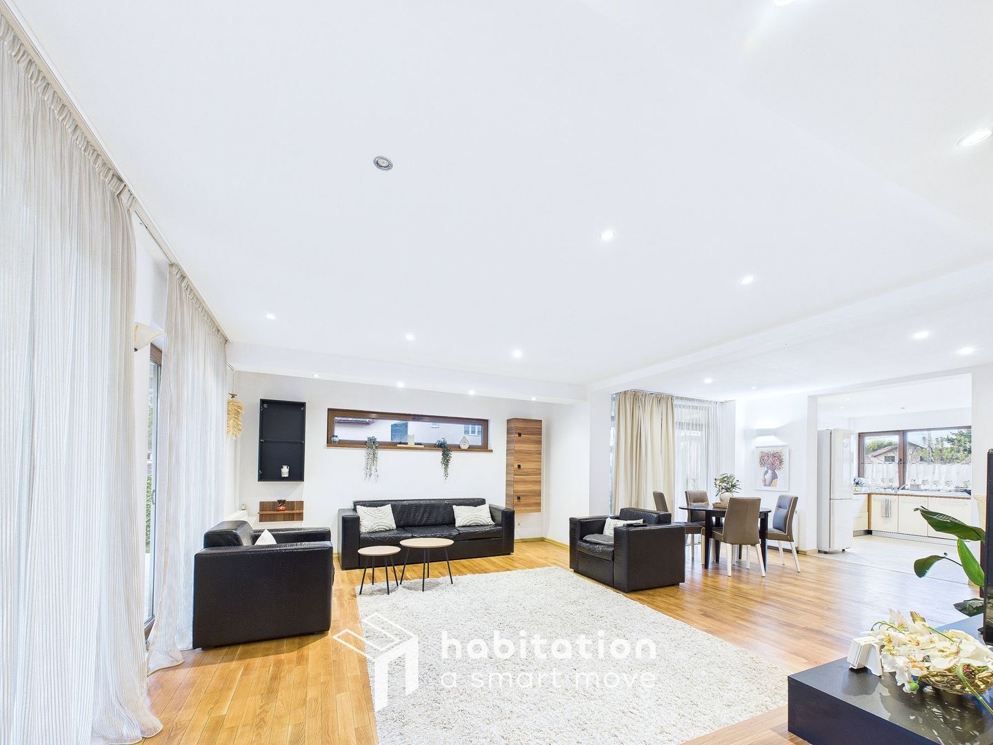 Casă individuală cu spațiu amplu și liniște absolută în Ghiroda - Poză 3