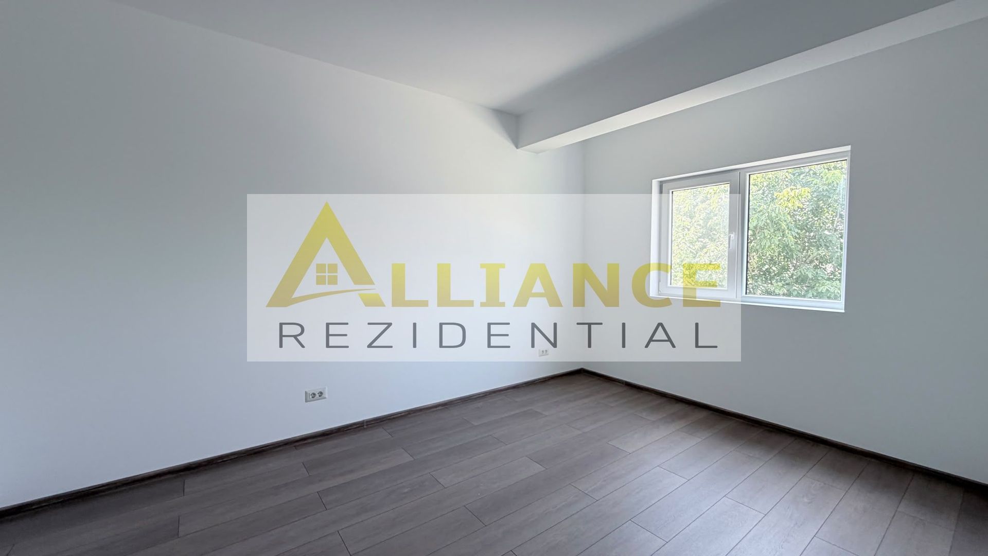 Duplex - 4 camere - 3 bai - 207mp teren - Poză 15
