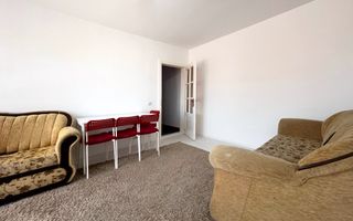 Mișcare oportunistă, alegere inspirată. 38 mp utili, balcon, renovat. - Poză 2