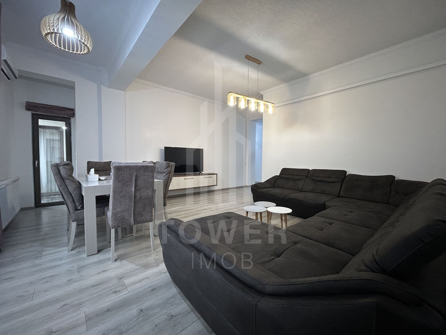 Apartament 3 camere de vânzare | Doamna Stanca - Poză 1