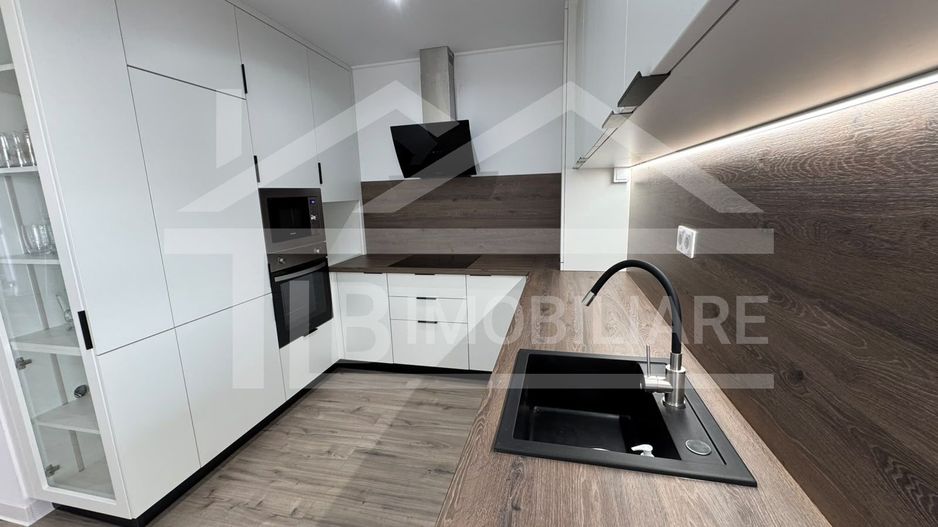 Casa cu 4 camere, 110mp, Zona Unirii - Poză 9