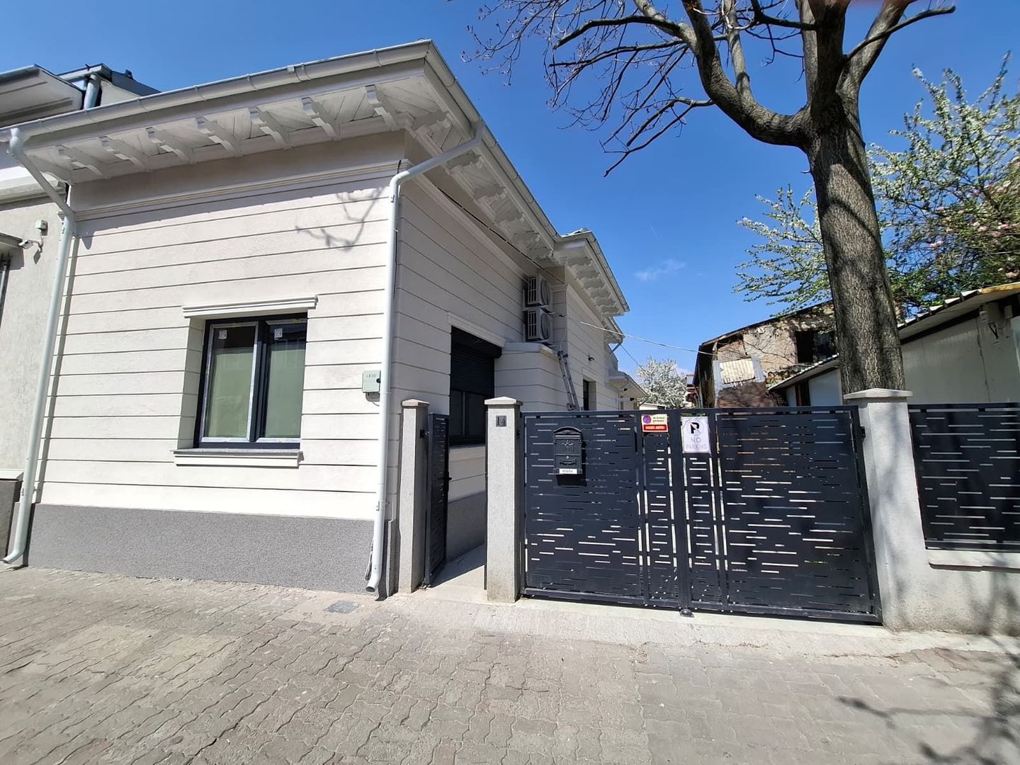 Apartament 4 Camere  in Vila , Centrala , Parcare , Totul Nou L352 - Poză 15