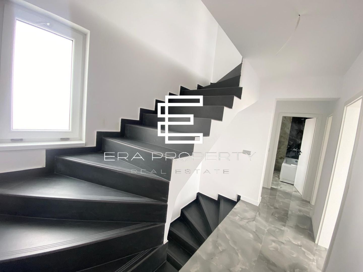 Casă intabulată, 5 camere, curte, pompă de căldură – la cheie- Cristian - Poză 4