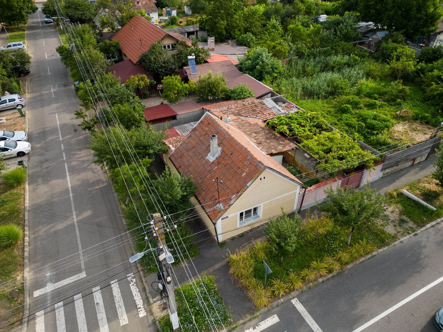 Casă cu 3 camere în Bujac - Poză 13