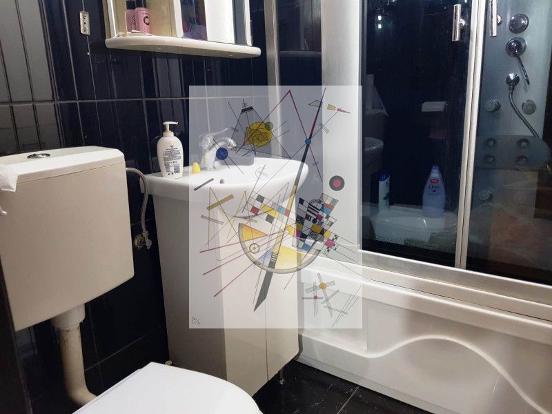 Tomis Nord - Banca Religiilor - Apartament compus din 4 camere, etaj 3. - Poză 3