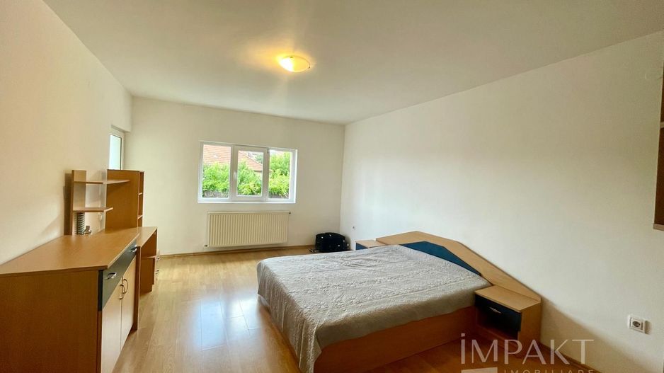 Apartament cu 2 camere, zonă UMF. - Poză 2