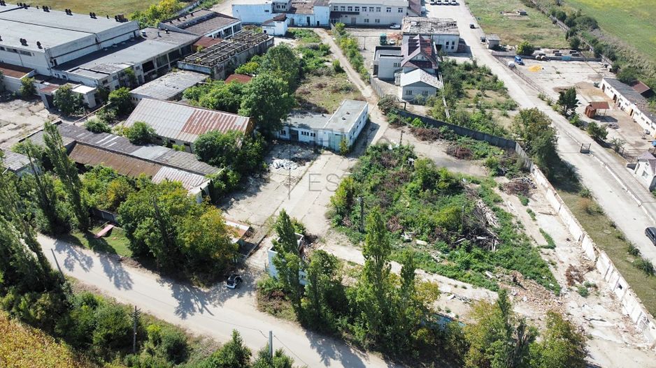 Complex industrial cu 4 hale și teren 15.568 mp in Salonta - Poză 8