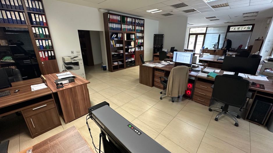 Spatiu Comercial zona Aradului - 4 locuri de parcare - Poză 3