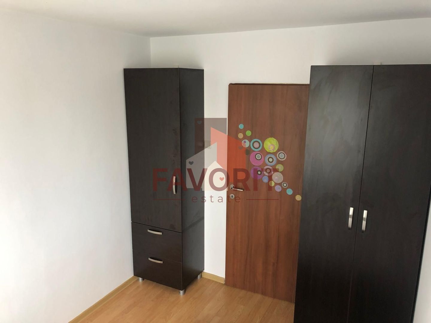 3 camere | recent renovat | zona excelenta | boxa la subsol | mobilat si utilat - Poză 3