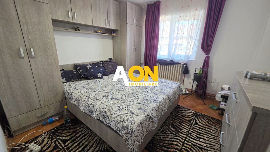 Apartament 3 Camere, Decomandat, Complet Mobilat, Cetate - Poză 1
