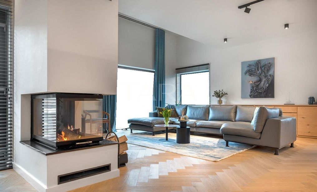 Casă elegantă cu șemineu – Florești, Terra - Poză 4