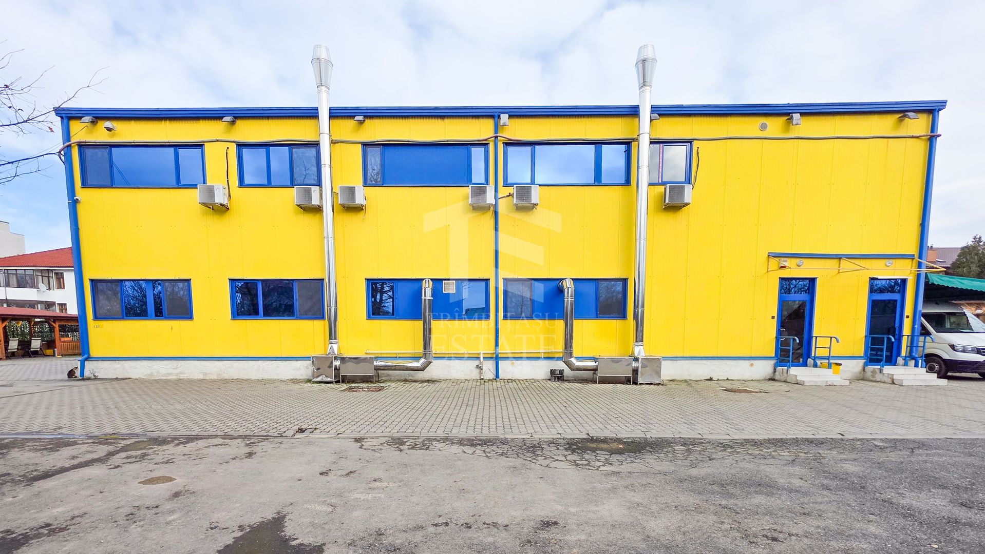 Spațiu industrial–afacere catering la cheie, teren&hală 750 mp S+P+1E - Poză 3