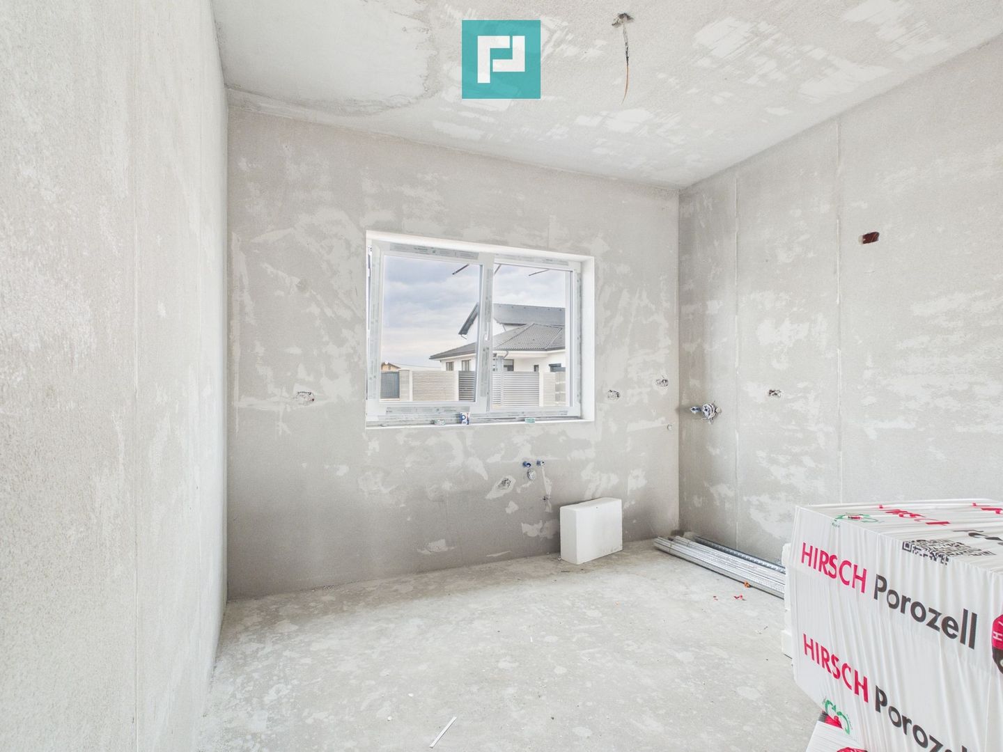 Duplex în Săcălaz despartit prin cameră tehnica - Poză 7