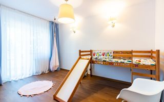 Vilă Individuală de Închiriat – Cartier Azur, 5 Camere, Terasă cu Jacuzzi, Curte 400 mp - Poză 7