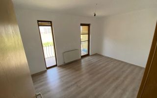 Apartament 3 camere Giroc parter cu balcon - Poză 4