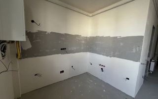 Apartament cu 3 camere, două băi, balcon, aproape de Parcul Poligon. - Poză 1