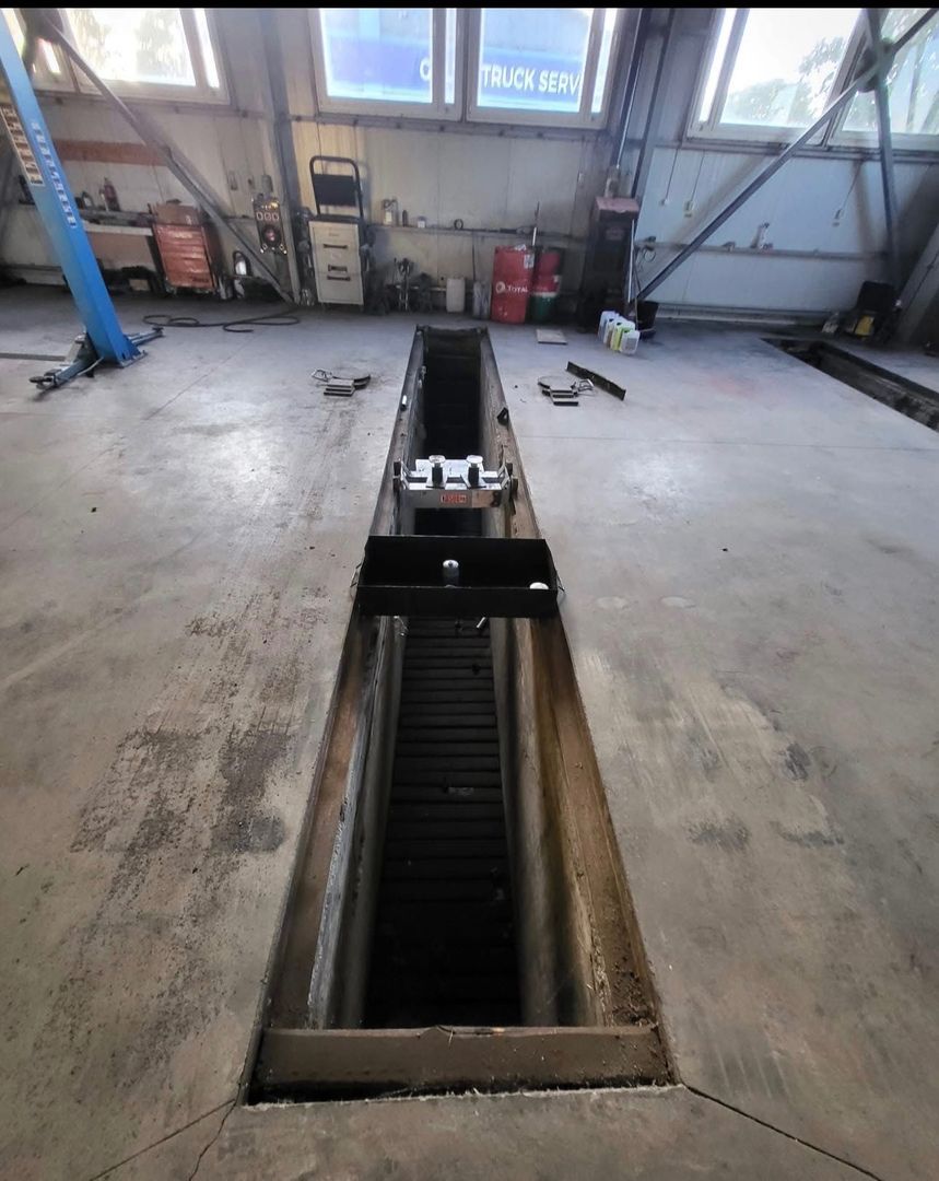 Hala zona Metro - Poză 5