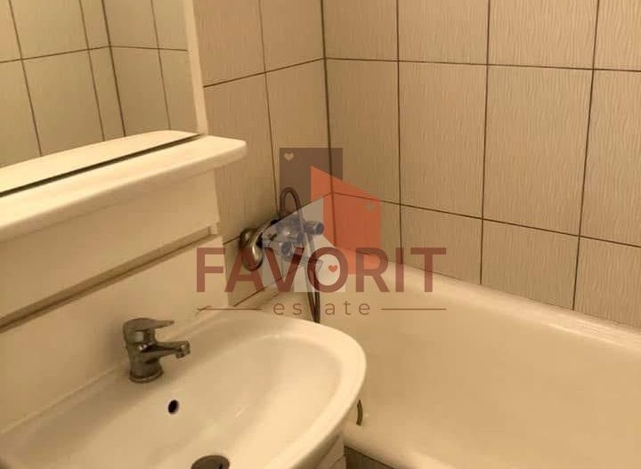 2 camere | etaj 2 | centrala proprie | mobilat si utilat | zona excelenta | - Poză 10