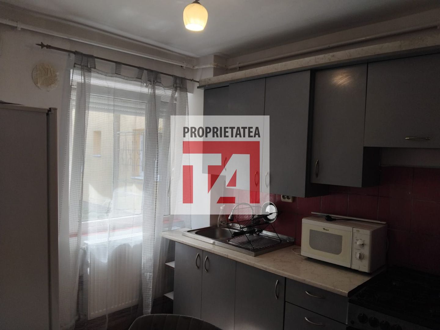 Apartament de închiriat cu 2 camere – Ultracentral, Baia Mare - Poză 3
