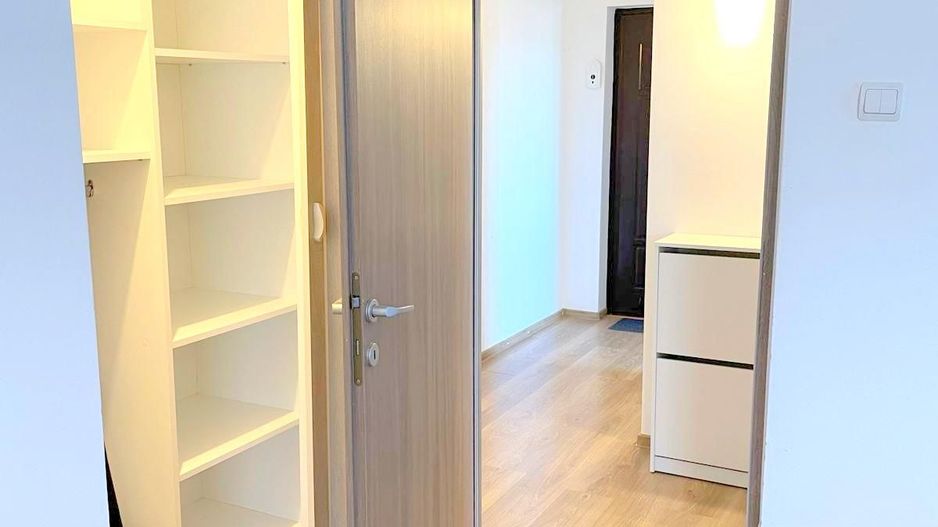 De inchiriat - apartament cu o camera, 47 mp - Faleza Dunarii - Poză 3