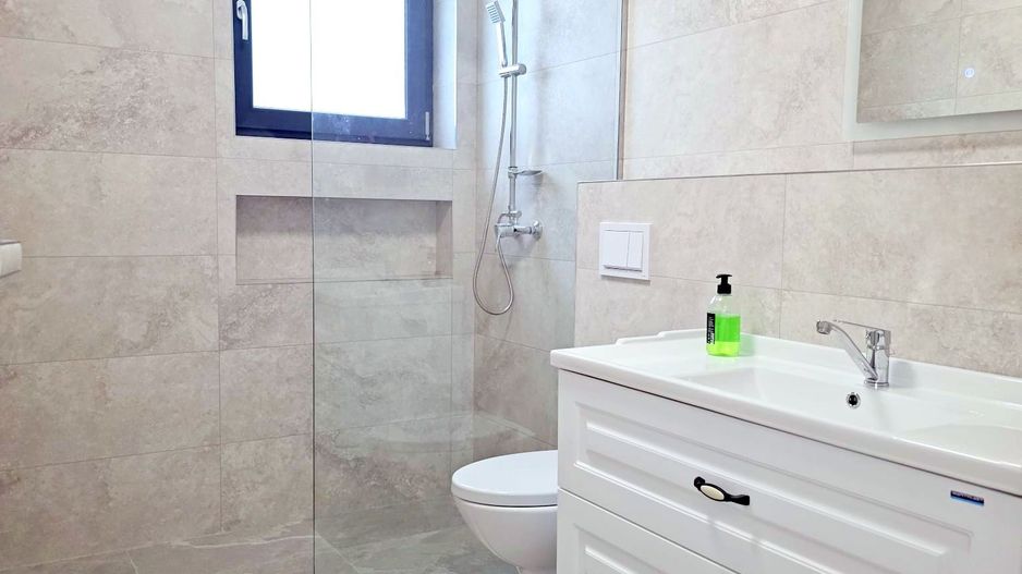 Apartament cu 2 camere mobilat si utilat, bloc nou - Prima inchiriere - Poză 15