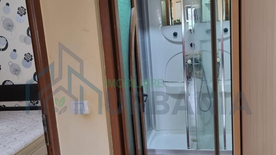 Apartament cu trei camere decomandat Păcurari lângă Alfa Bank - Poză 2