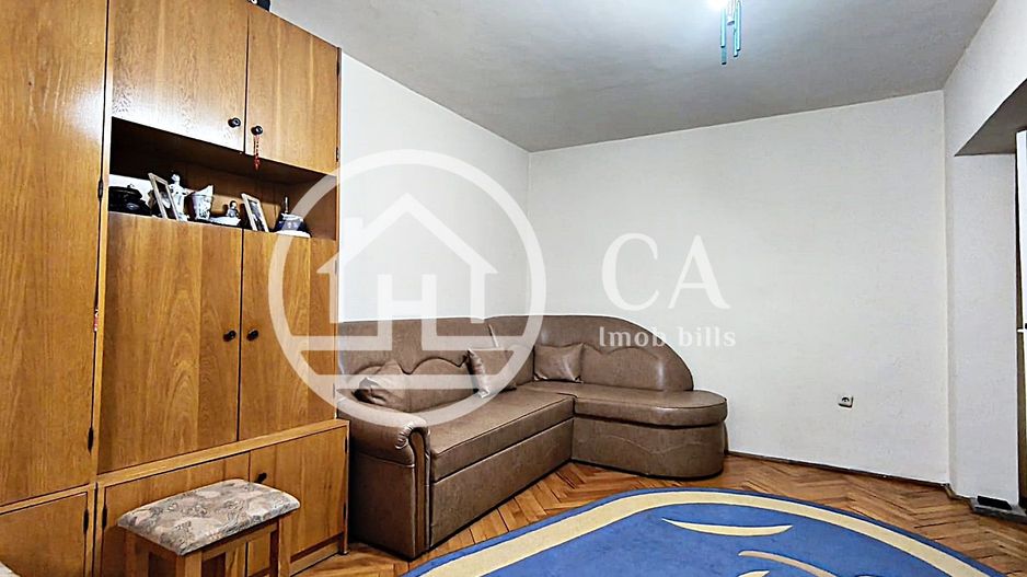 Apartament de vânzare cu 3 camere în zona Rogerius, Oradea - Poză 8