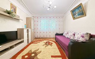 Apartament cu 2 camere, 2 bai, decomandat, etaj 1 - zona Racadau - Poză 3