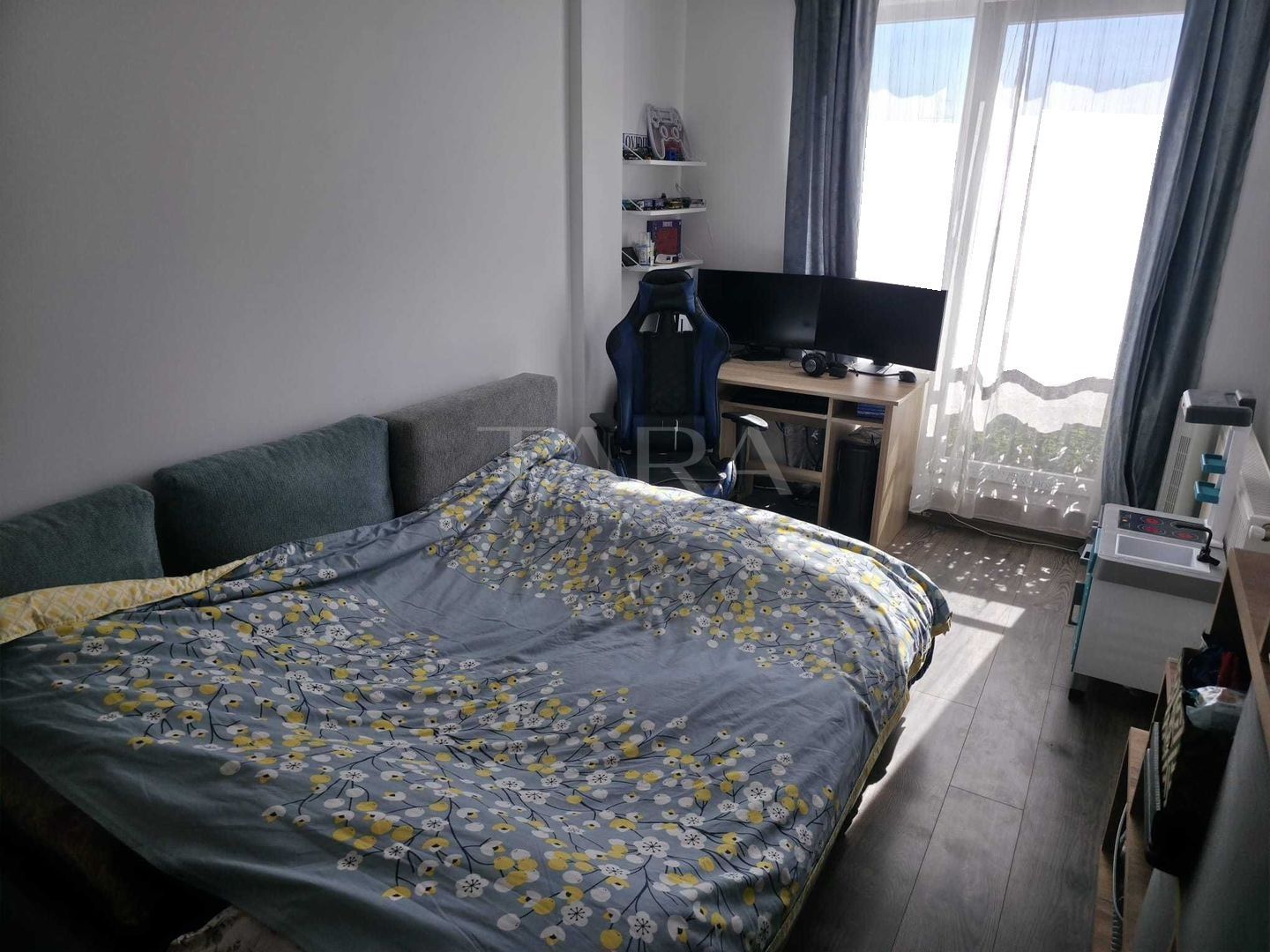 Vă oferim spre vânzare un apartament cu 3 camere în Florești. - Poză 2