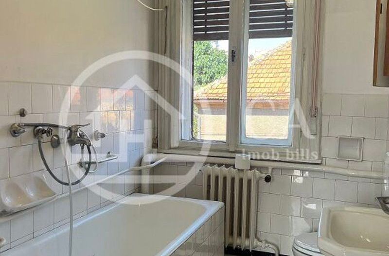 Apartament cu 3 camere de vanzare zona Muzeul Tarii Crisurilor Oradea - Poză 7