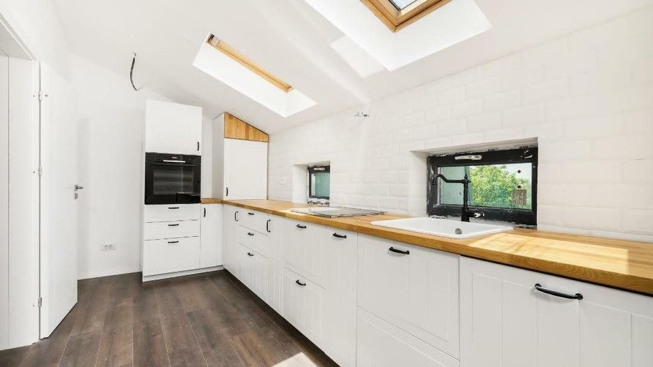 Vand bloc Bucurestii Noi,Sector 1,pretabil mega gradinita,azil,clinica ,birouri - Poză 11