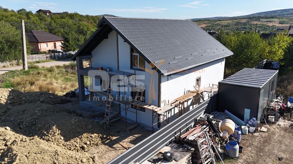 Casă nouă cu mansardă – teren 500 mp *Chicerea-Tomești - Poză 3