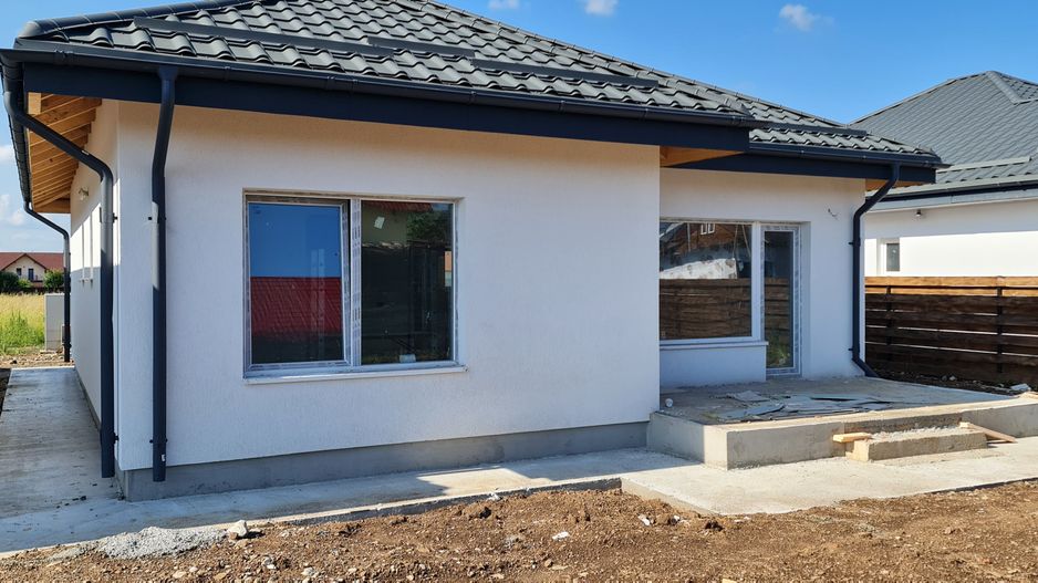 Casa individuala 3 camere cartier Izvor Tarlungeni Brasov - Poză 5