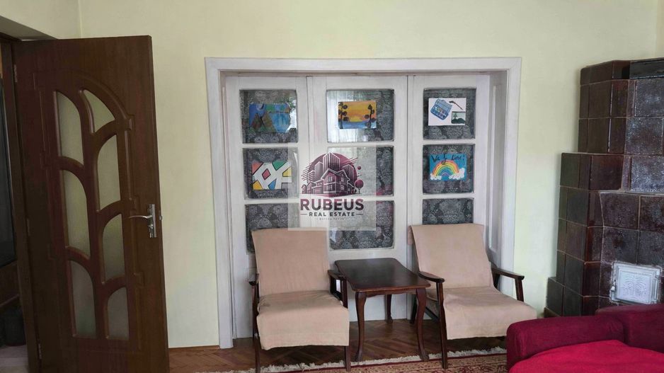 Casa cu personalitate in Calomfirescu – spatiu, liniste si teren gener - Poză 9