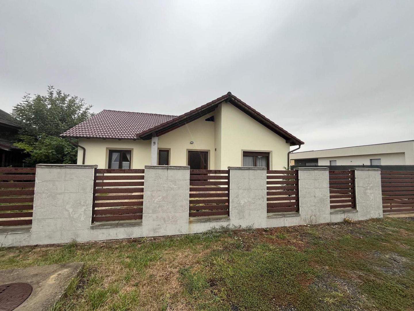 Casa modernă în Vladimirescu - Poză 2