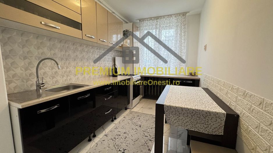 Apartament 2 Camere - Zona Ultracentrala - Renovat - Mobilat - Utilat - Poză 4