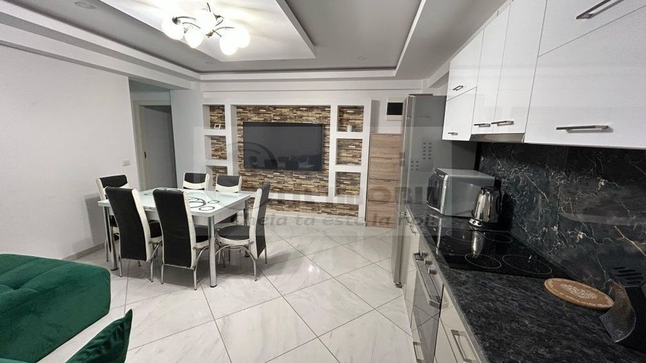 Apartament de închiriat, 3 Camere, Bucium - 402 euro - Poză 1